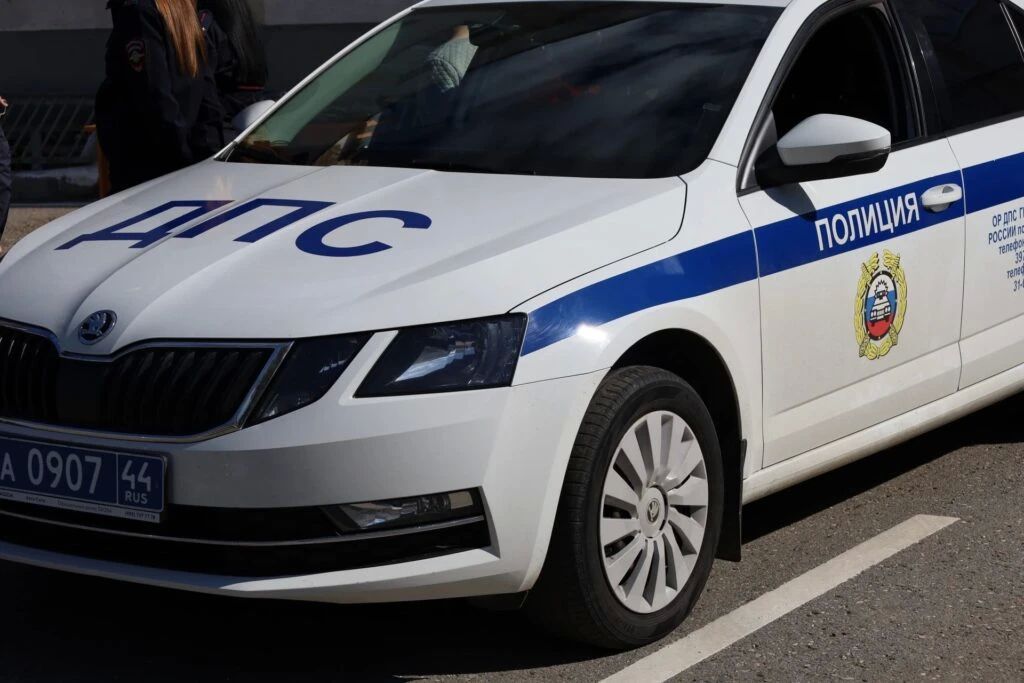 ШКОЛЬНЫЙ АВТОБУС СТОЛКНУЛСЯ С ГРУЗОВИКОМ В КОСТРОМСКОЙ ОБЛАСТИ