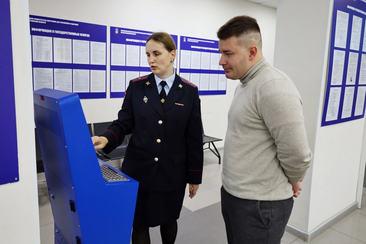 Представитель Общественного совета при УМВД России по Костромской области оценил работу управления по вопросам миграции Представитель Общественного совета при УМВД России по Костромской области оценил работу управления по вопросам миграции