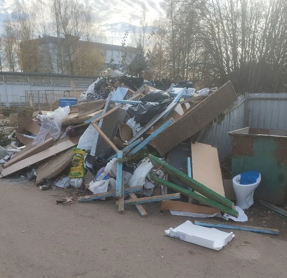 Вывоз мусора у дома № 34 по улице Профсоюзной взят на контроль